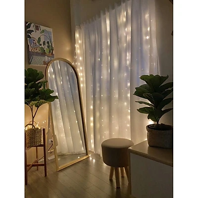 Rèm cửa vải voan trắng trang trí phòng ngủ